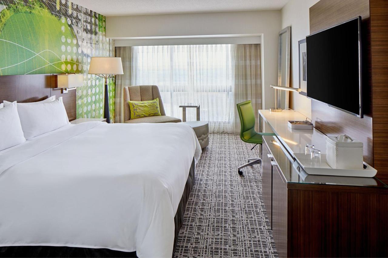 King Room Club Level
