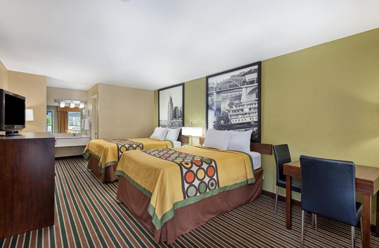 Queen Room Two Queen Beds Non-Smoking