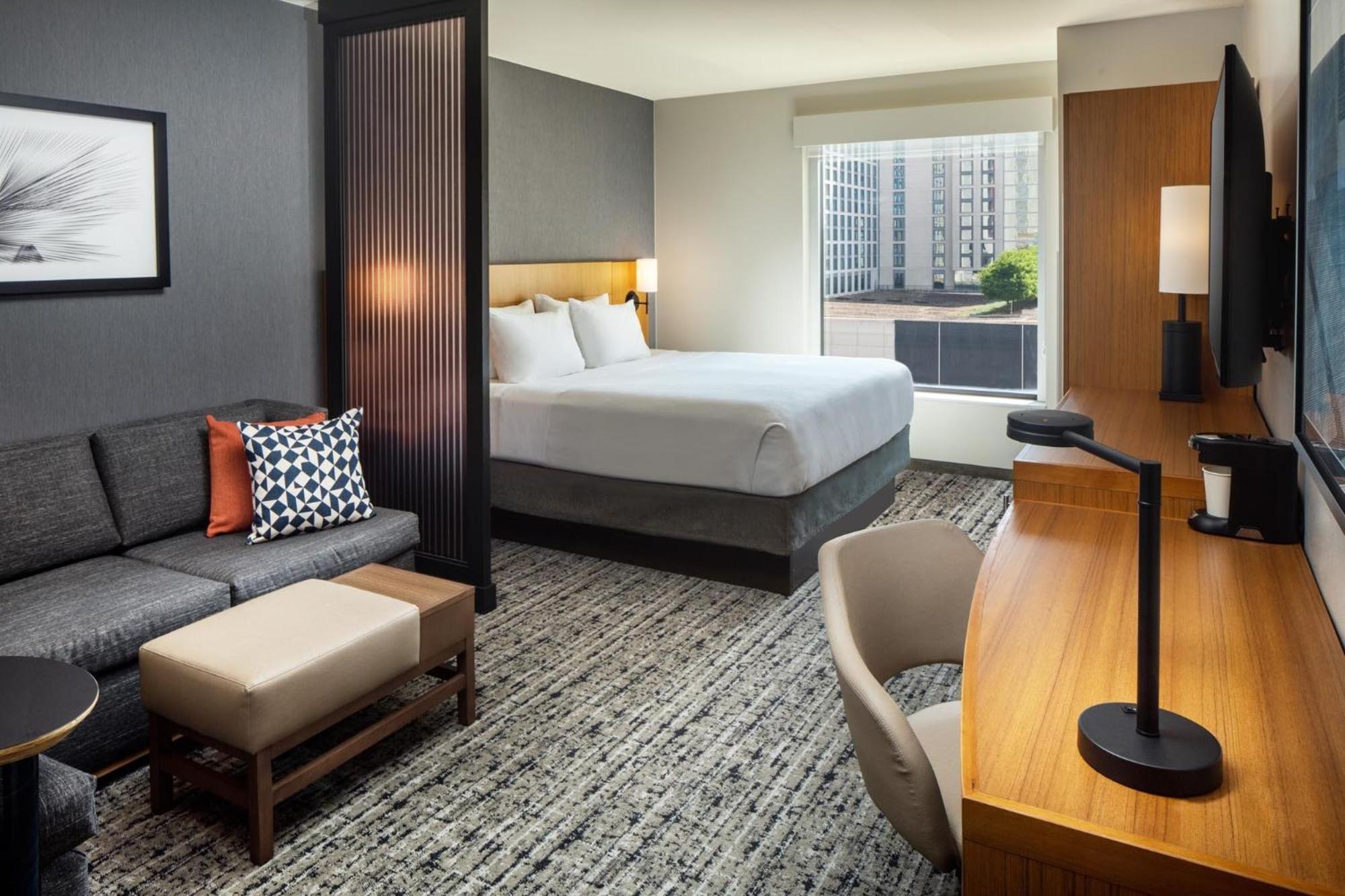 King Room Sofa Bed High Floor