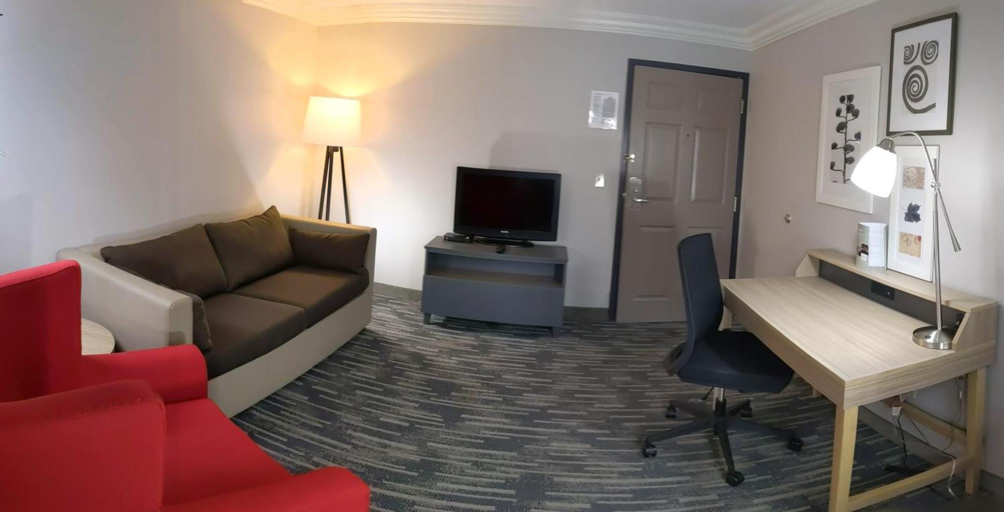 One-Bedroom King Suite Sofa Bed Non-Smoking