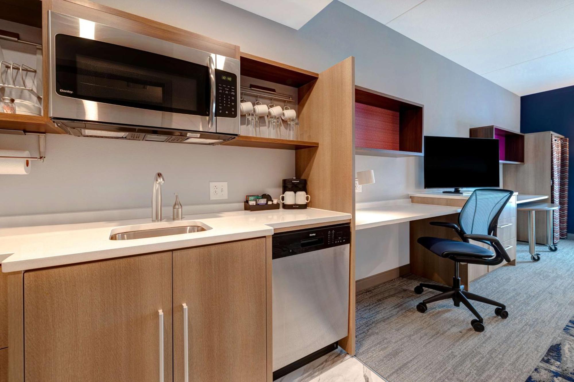 King Studio Suite Non-Smoking