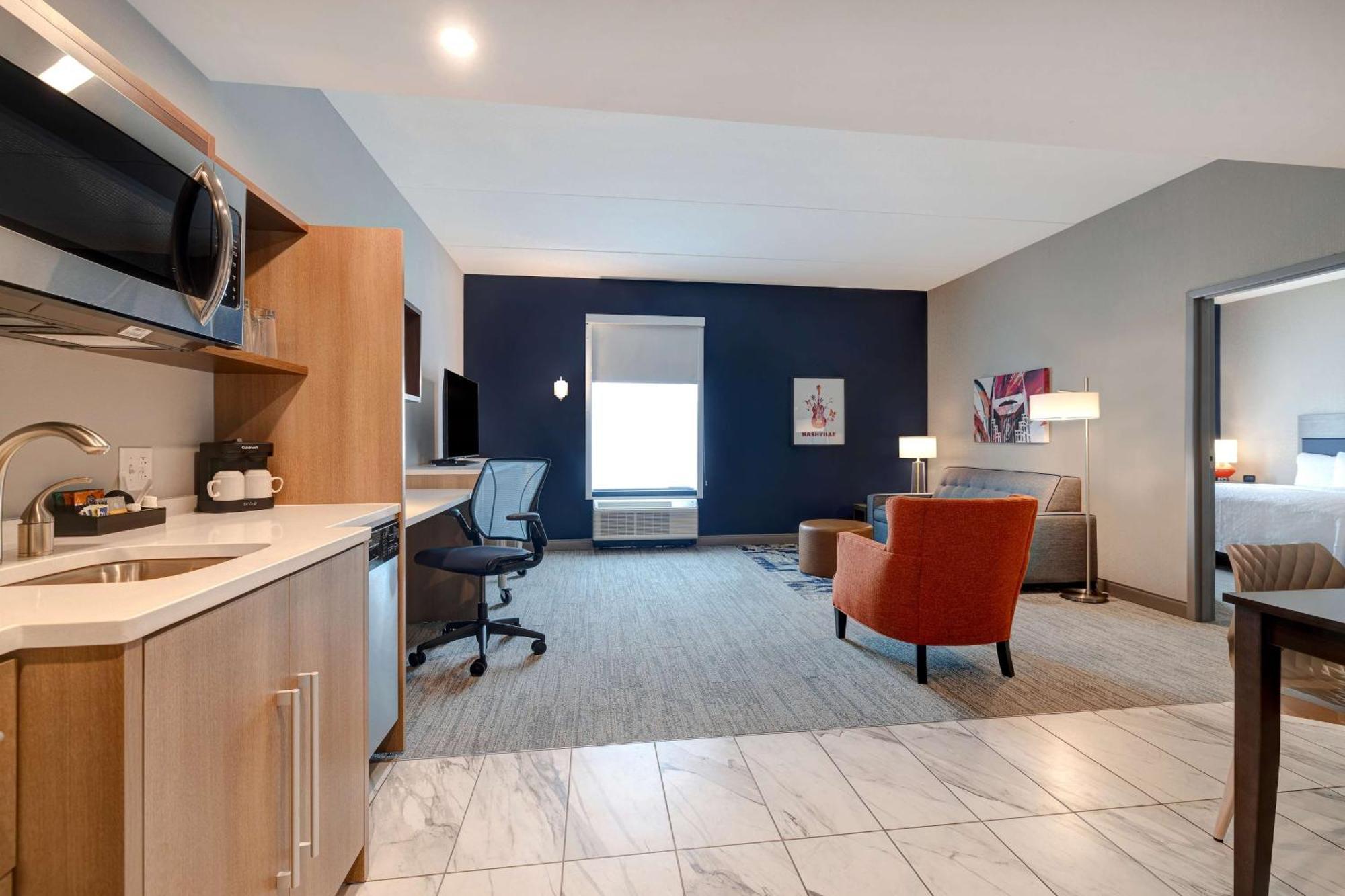 One-Bedroom King Suite Non-Smoking