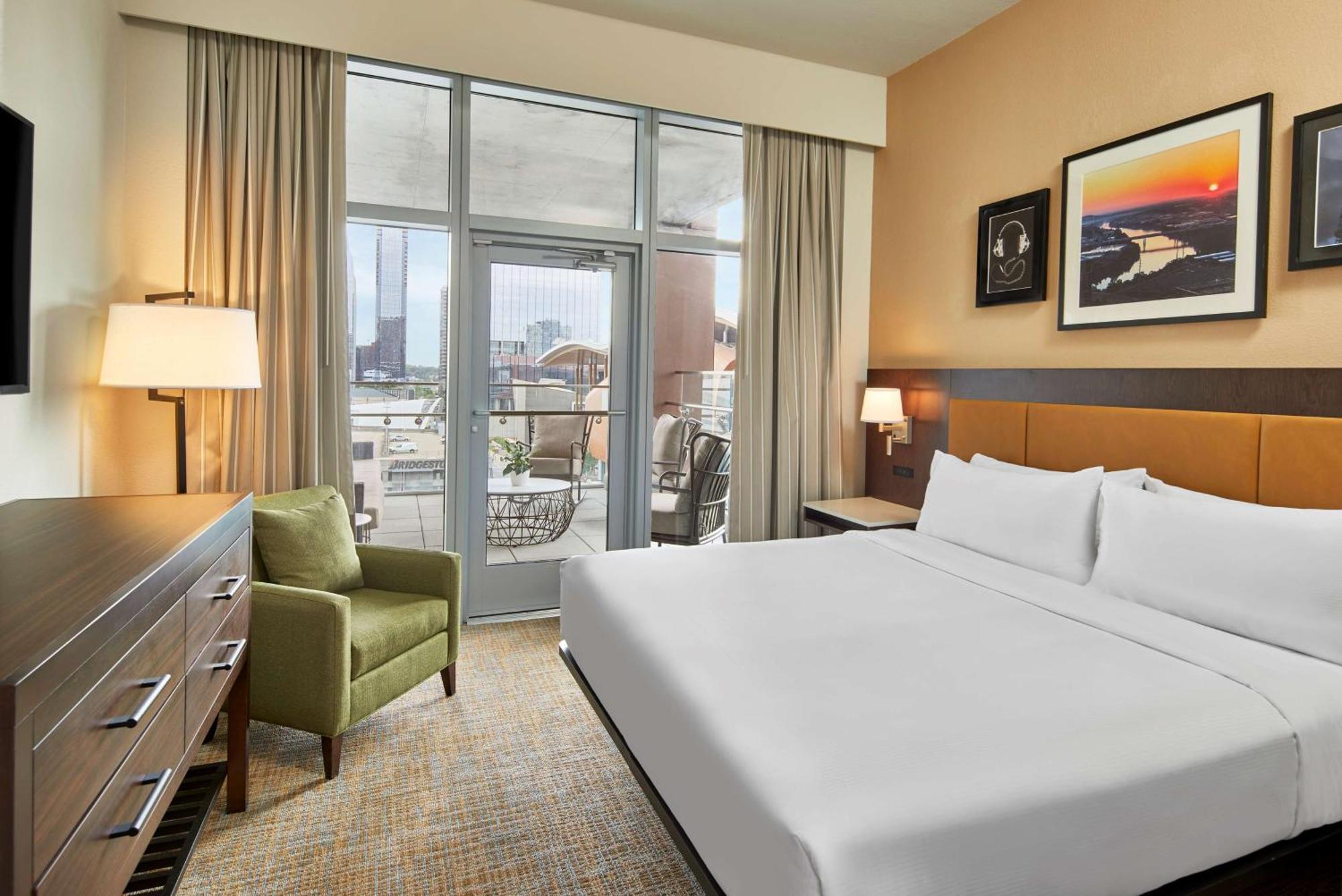 Two-Room King Suite Balcony