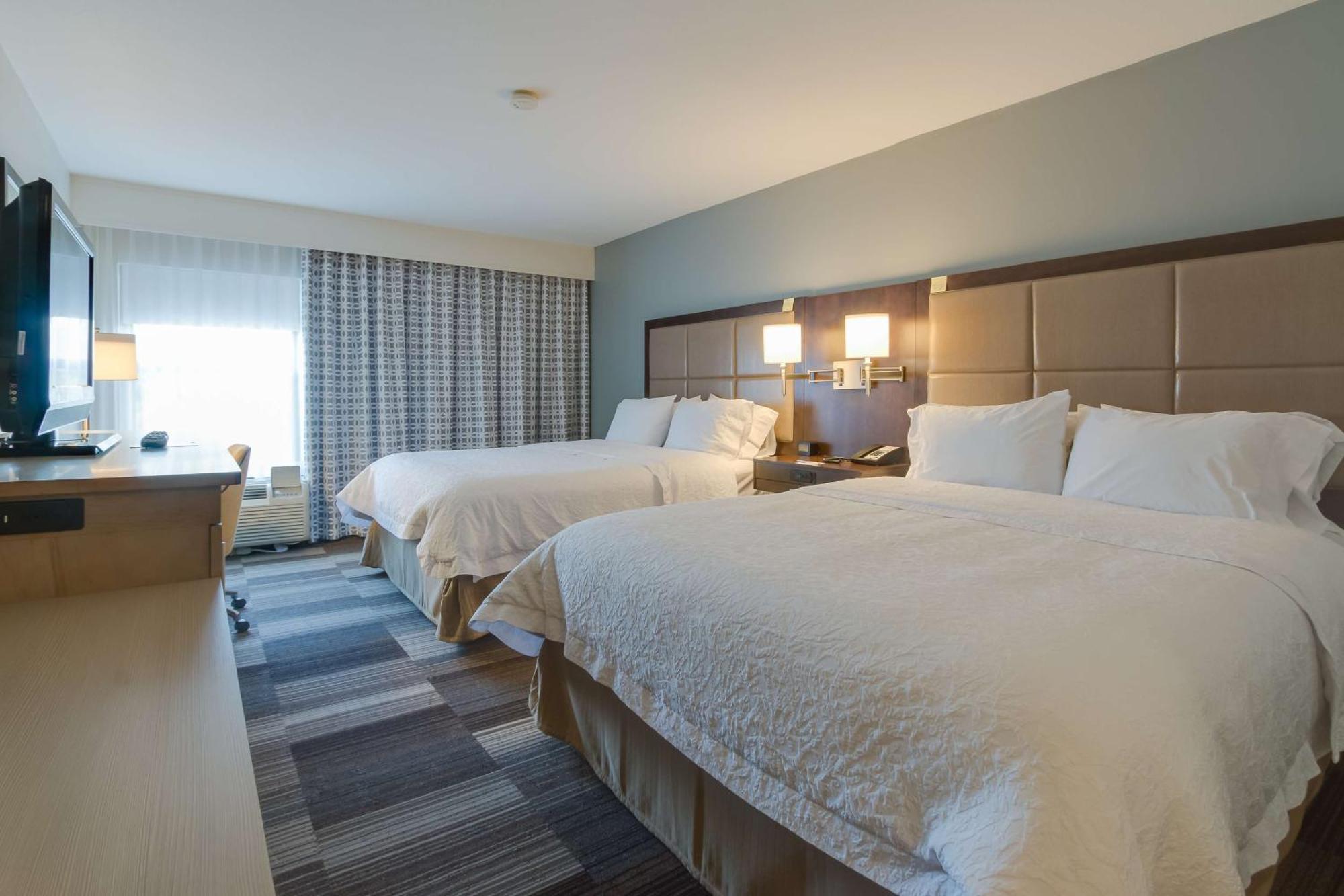Room with Two Queen Beds - Non-Smoking