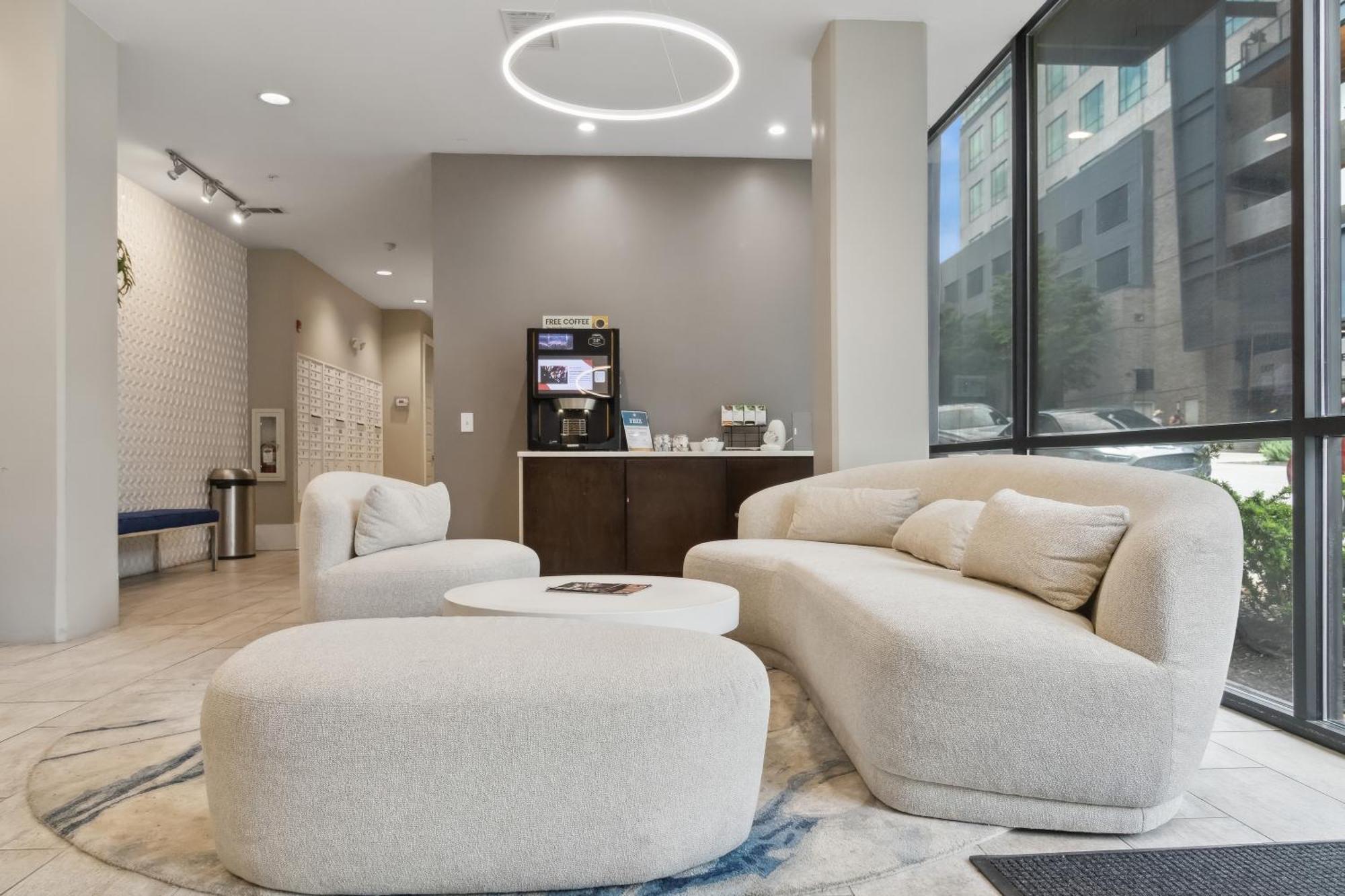 One-Bedroom Apartment Self Check Virtual Front Desk