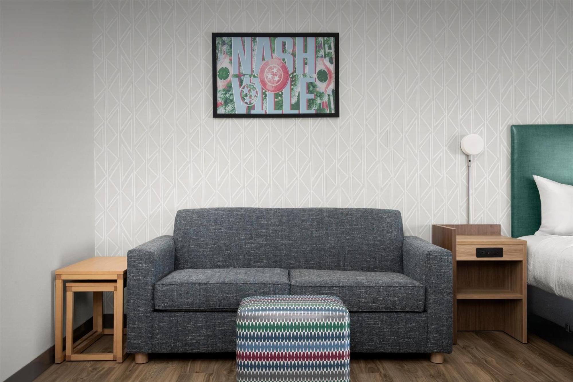 King Studio Suite with Tub - Mobility/Hearing Accessible,1666667453:JPEG