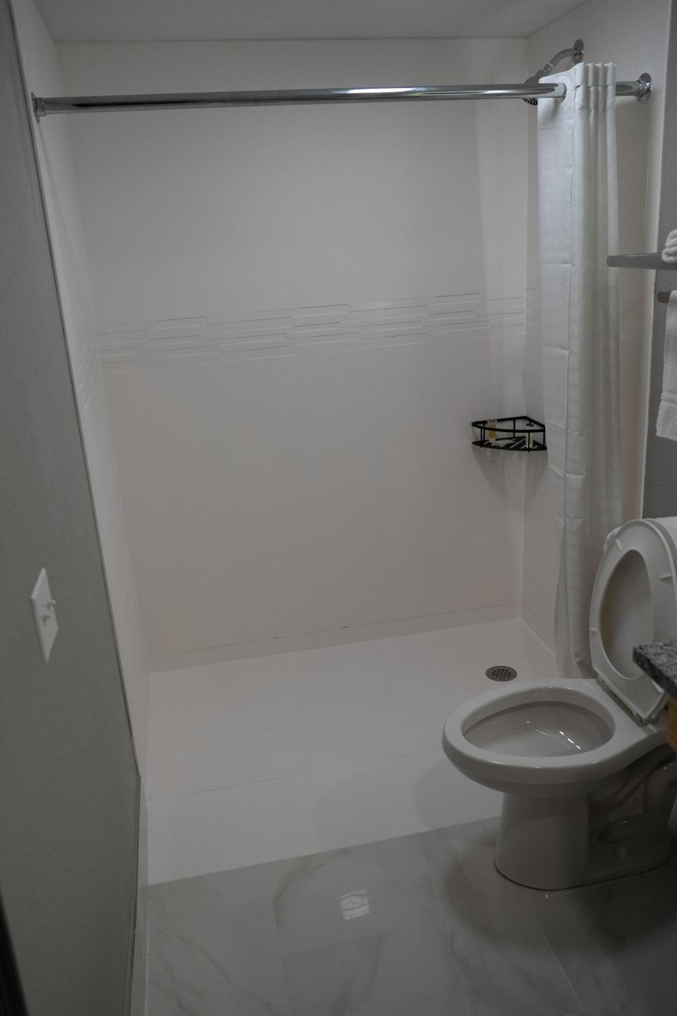 King Room Mobility Access or Non-Smoking