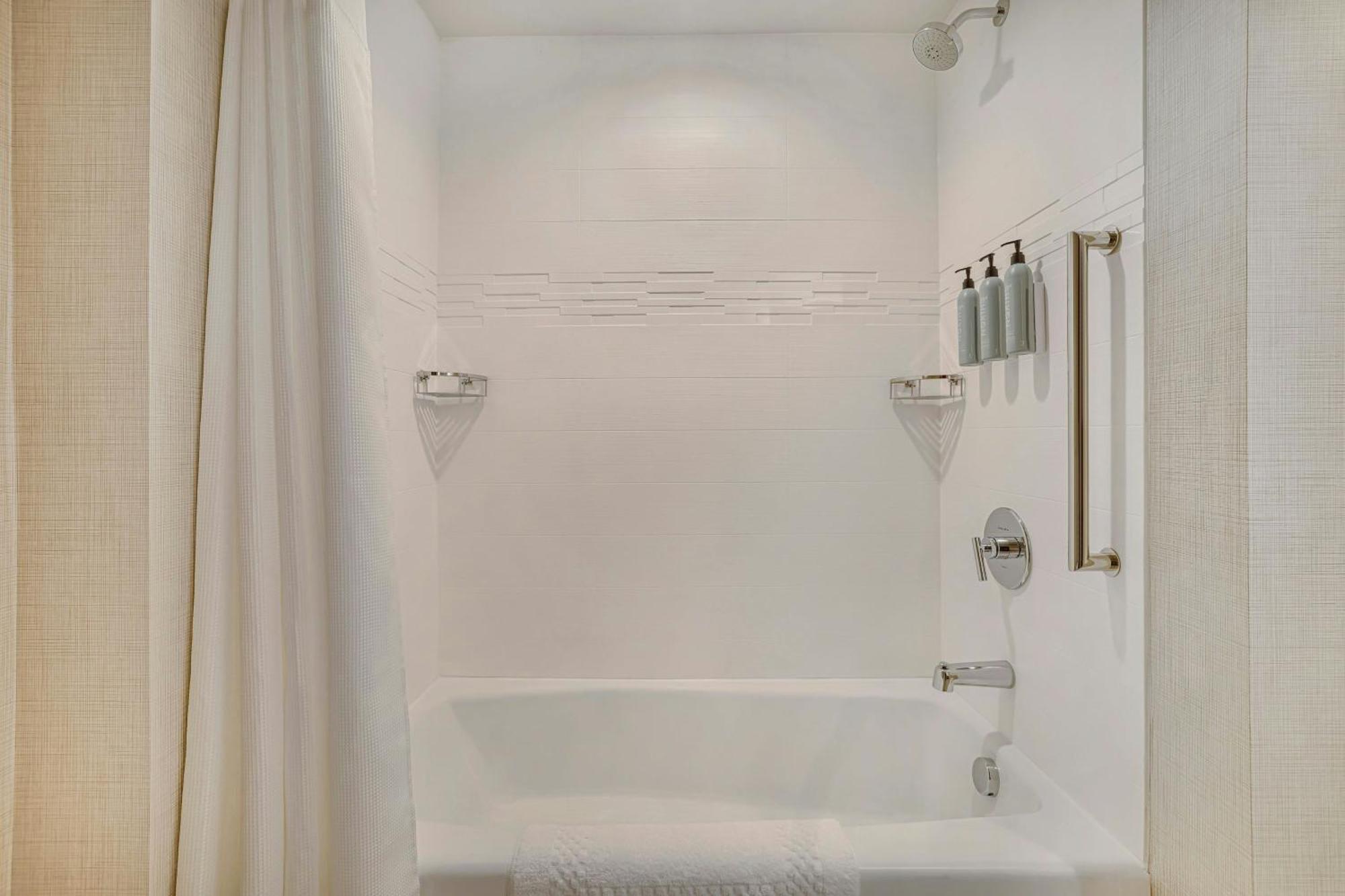 One-Bedroom Suite with Two Queen Beds and Sofa Bed,1693037840:JPEG