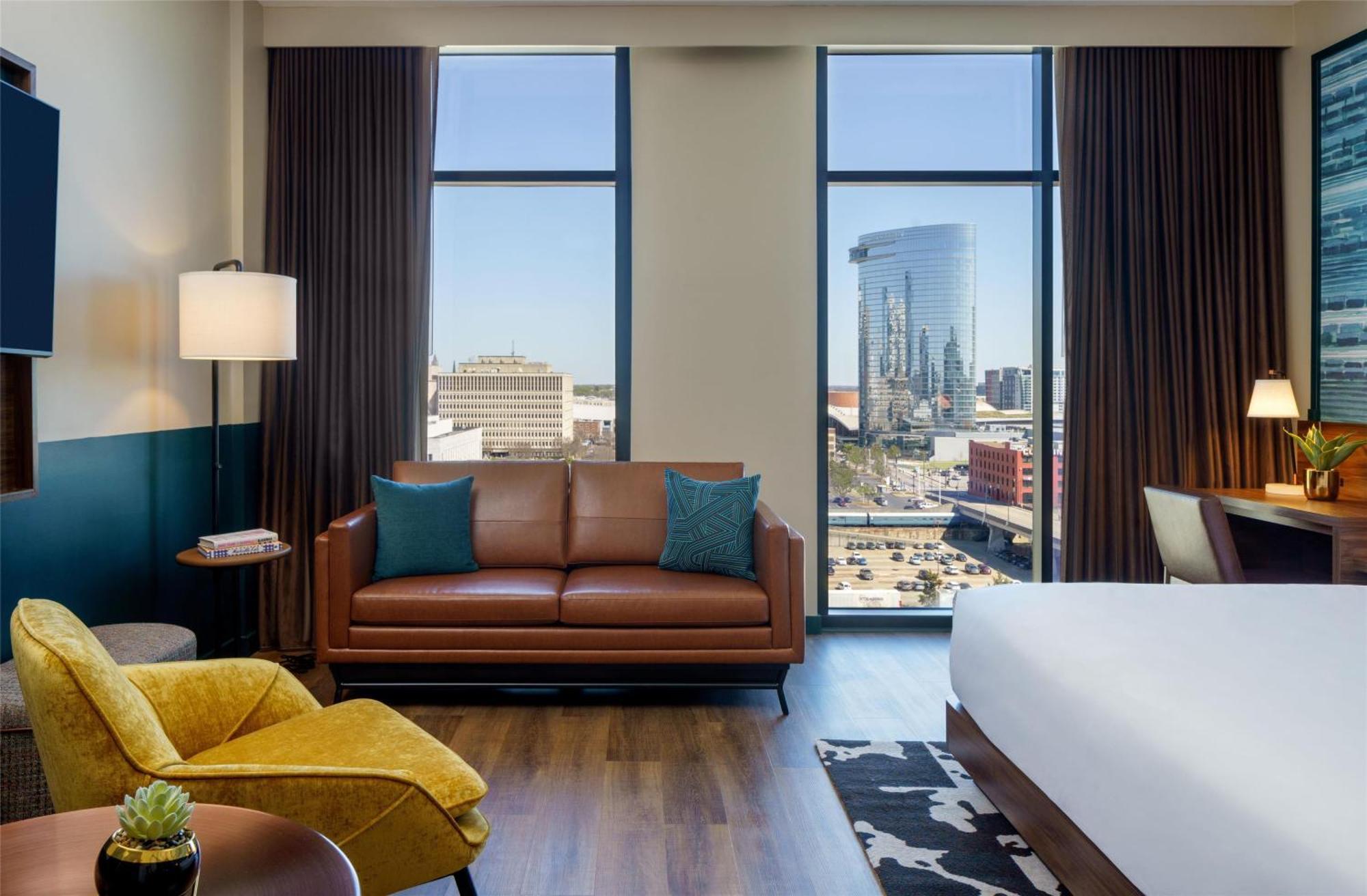 Deluxe King Room High Floor