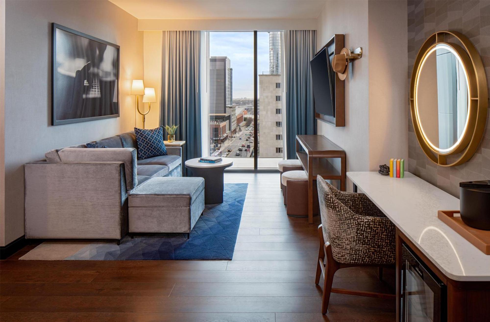 One-Bedroom King Suite