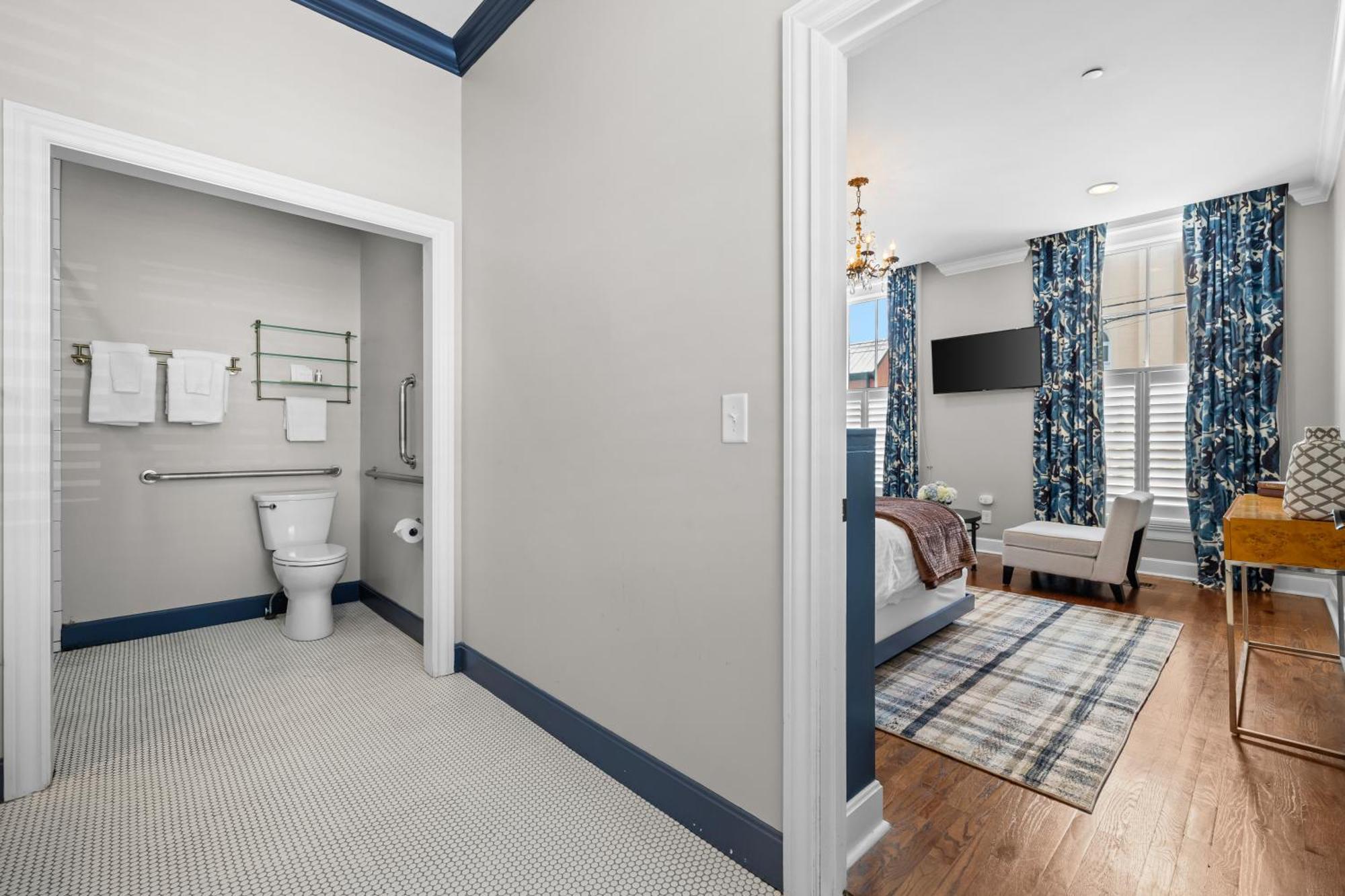 King Room
