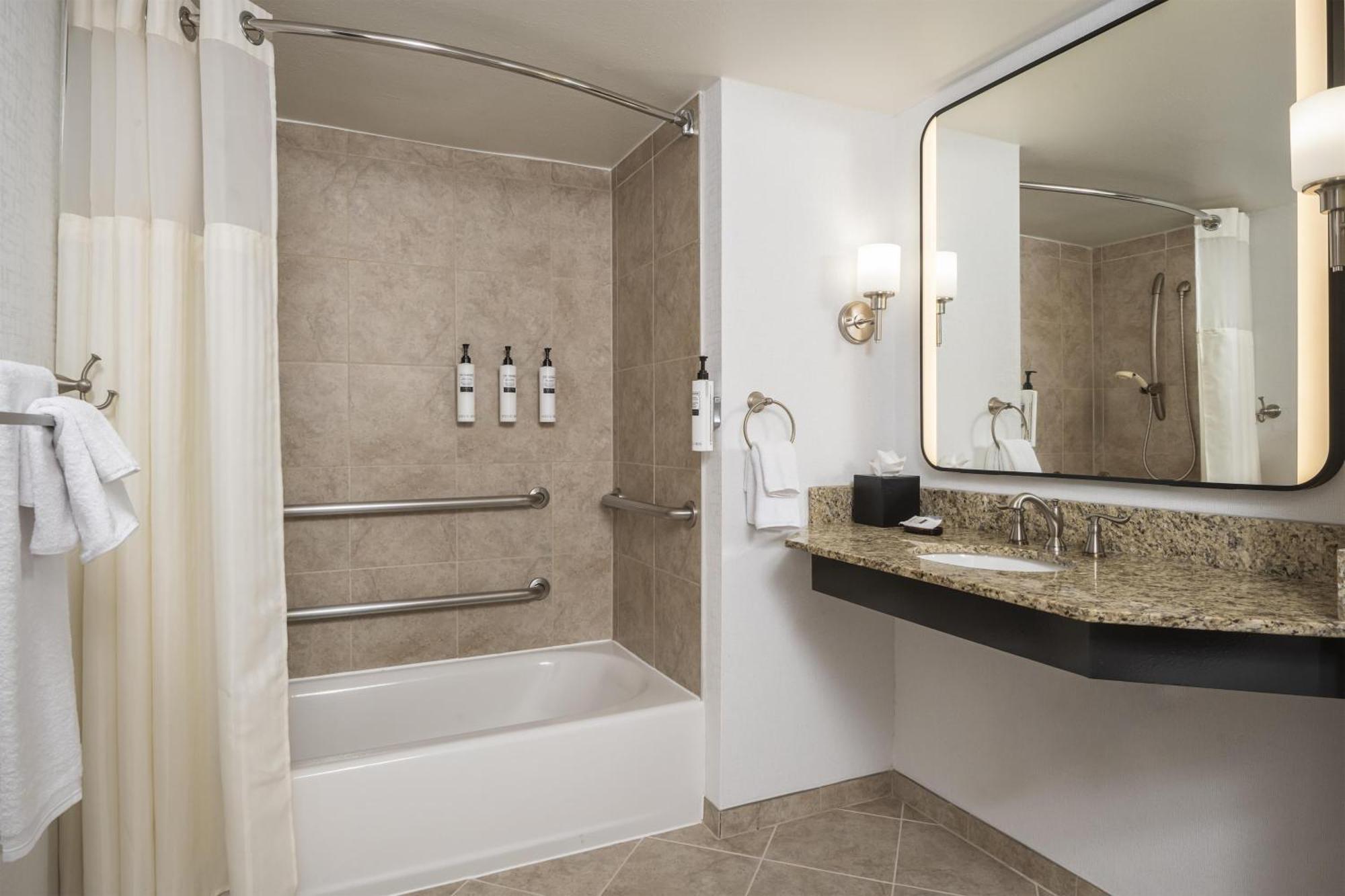 King Room Mobility Access or Non-Smoking