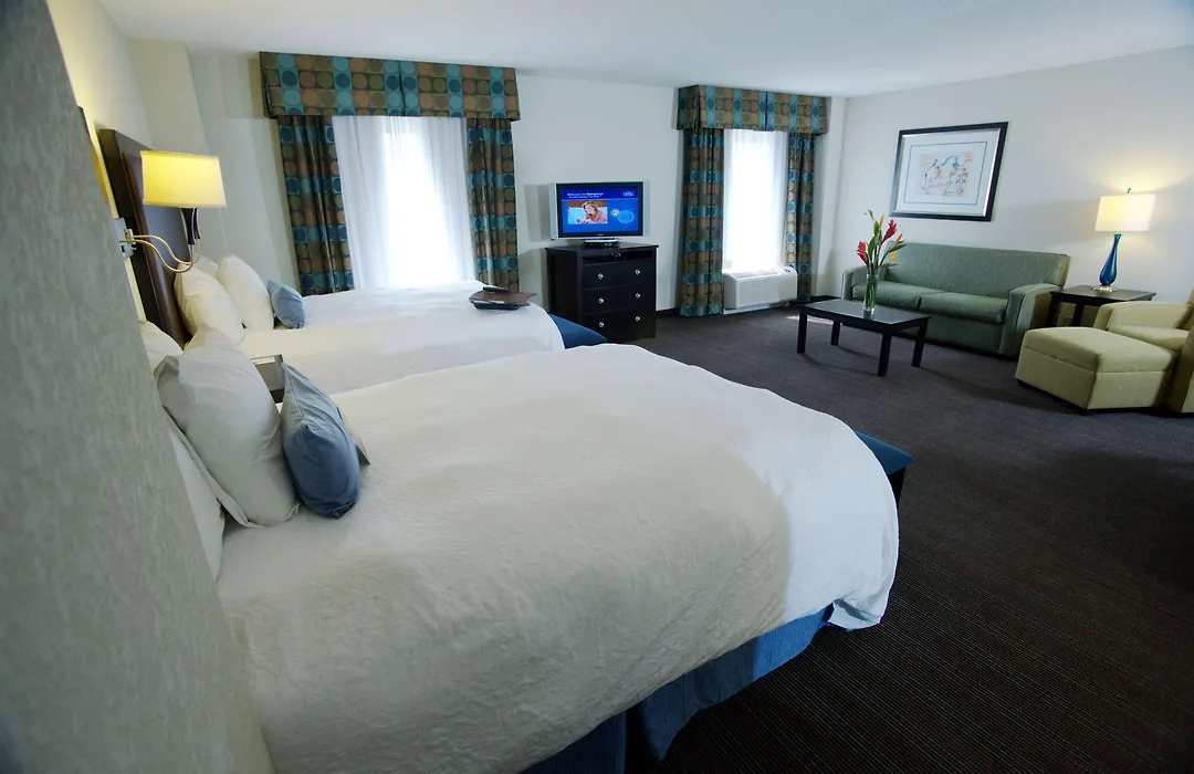 Hampton Inn & Suites Nashville-Downtown-1