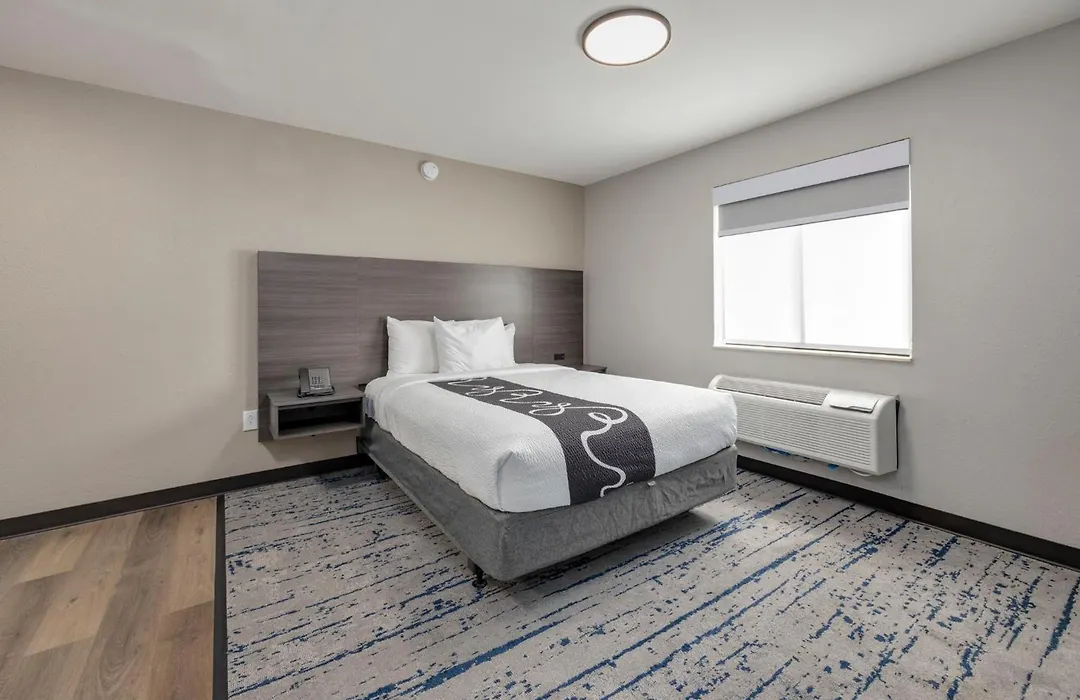 Homestay Suites-1