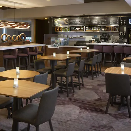 Courtyard By Marriott Nashville Airport-2