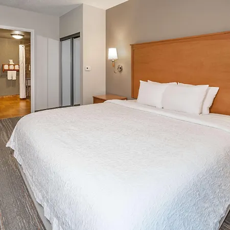 Hampton Inn & Suites Nashville-Vanderbilt-Elliston Place-2
