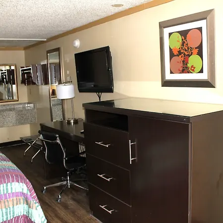 Executive Inn & Suites-3