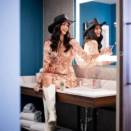 Cambria Hotel Nashville Midtown-2