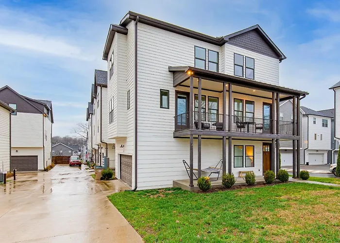 Park West 7 Villa Nashville