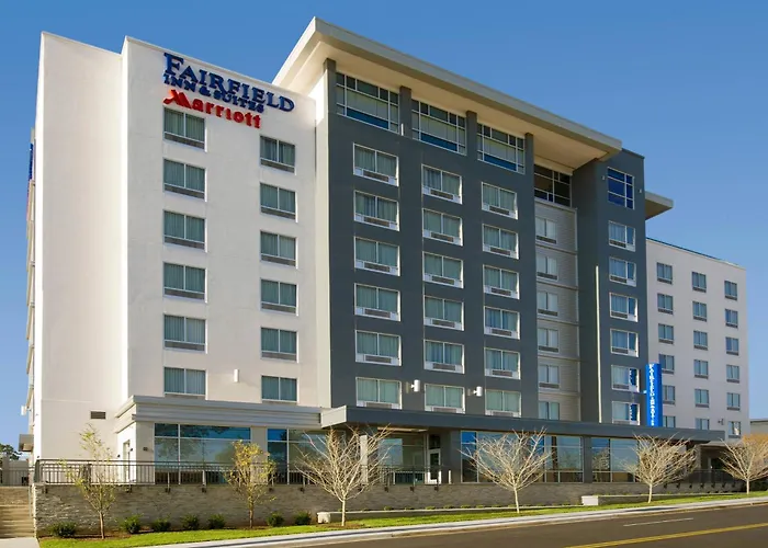 Hotels in Nashville TnFairfield Inn And Suites By Marriott Downtown/The Gulch